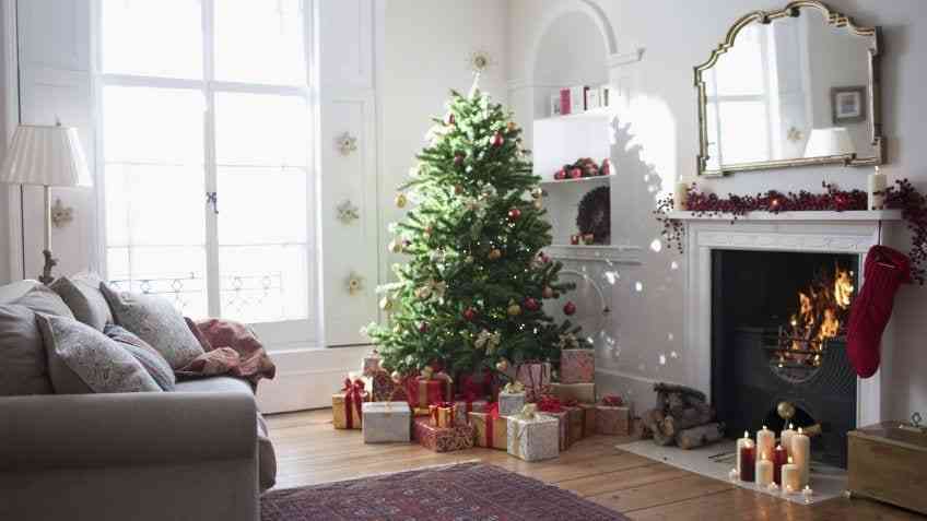 Cómo limpiar un árbol de Navidad