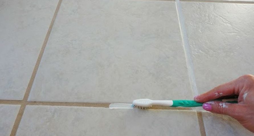 Cómo limpiar las rayas del suelo