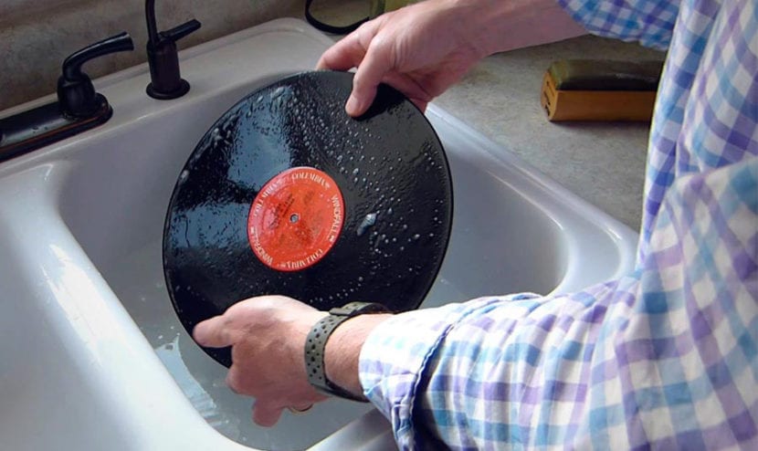 Cómo limpiar discos de vinilo